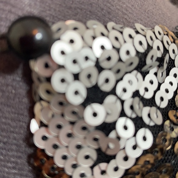 HAHA Black/ Silver Sequin Dress keyhole Closure open  Back size. 3/4 sleeves - Picture 8 of 11